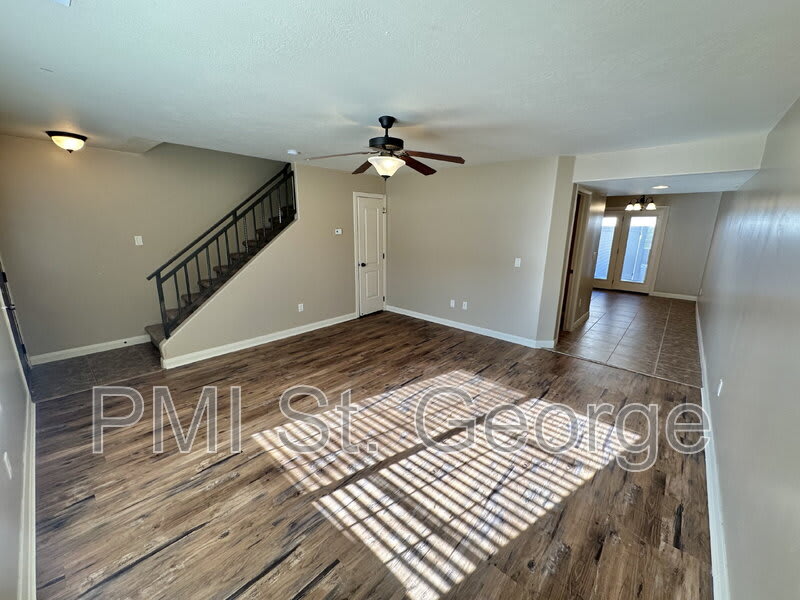 340 W 1425 N – photo 4