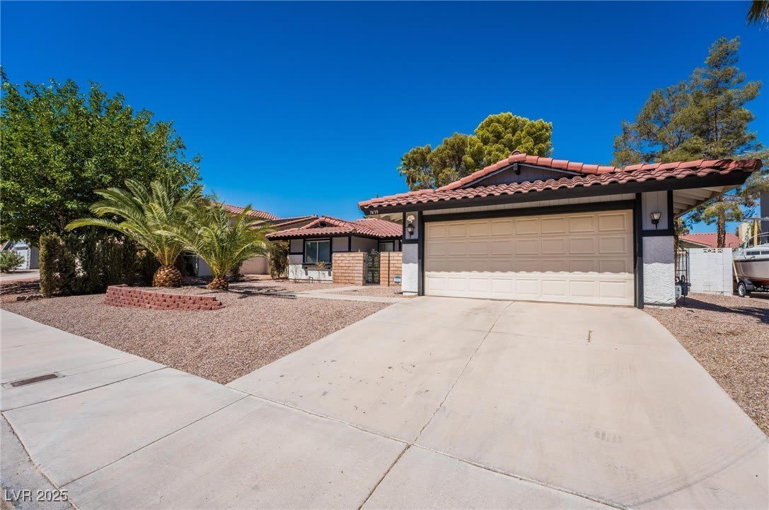 7439 Trudy Lane – photo 3