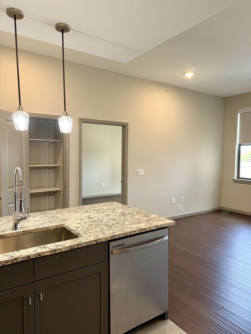 4440 Manchester Ave Grove Lofts – photo 3