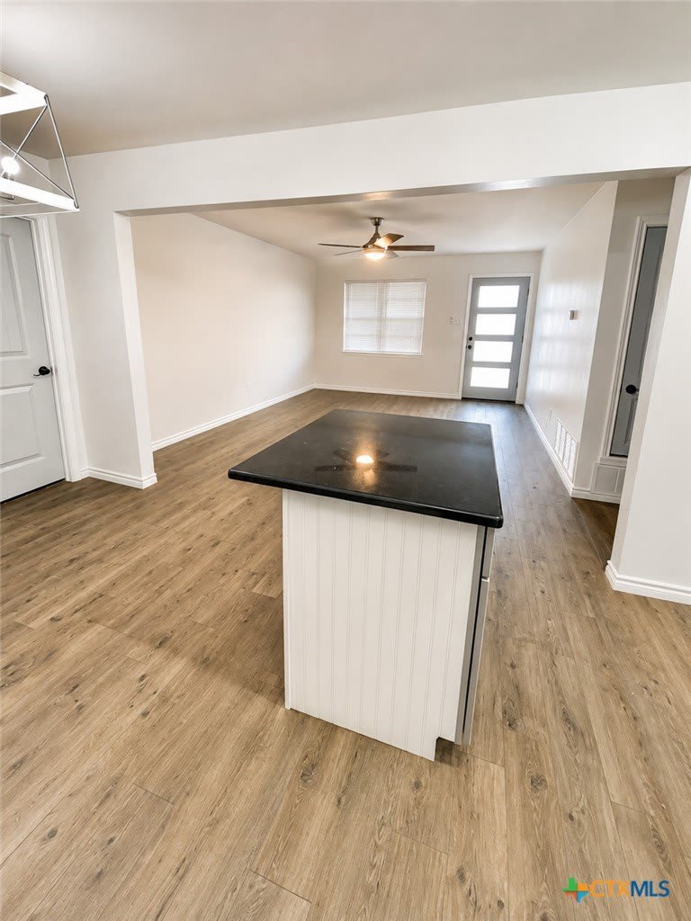 807 Sandy Court – photo 5