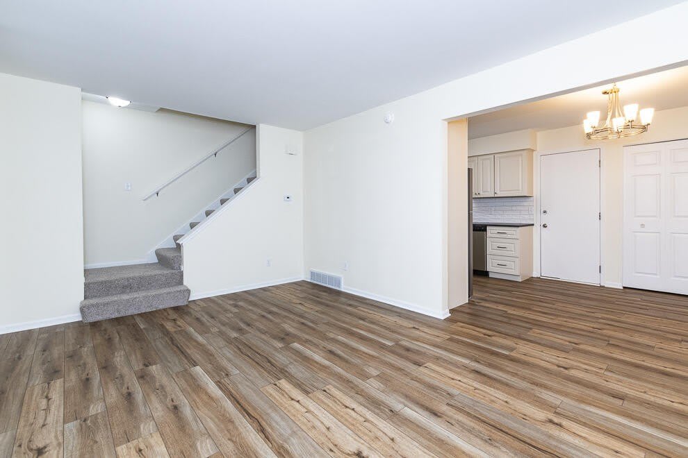2369 Quail Run Drive – photo 3