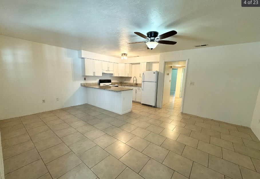 1242 NW 8th Ave9 – photo 4