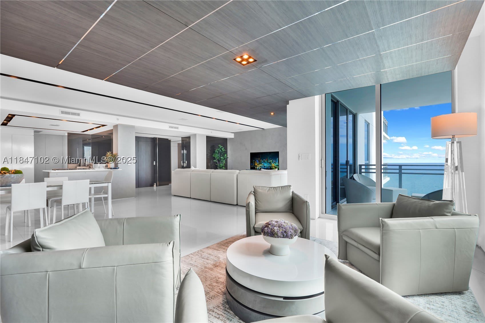 3535 S Ocean Drive – photo 3