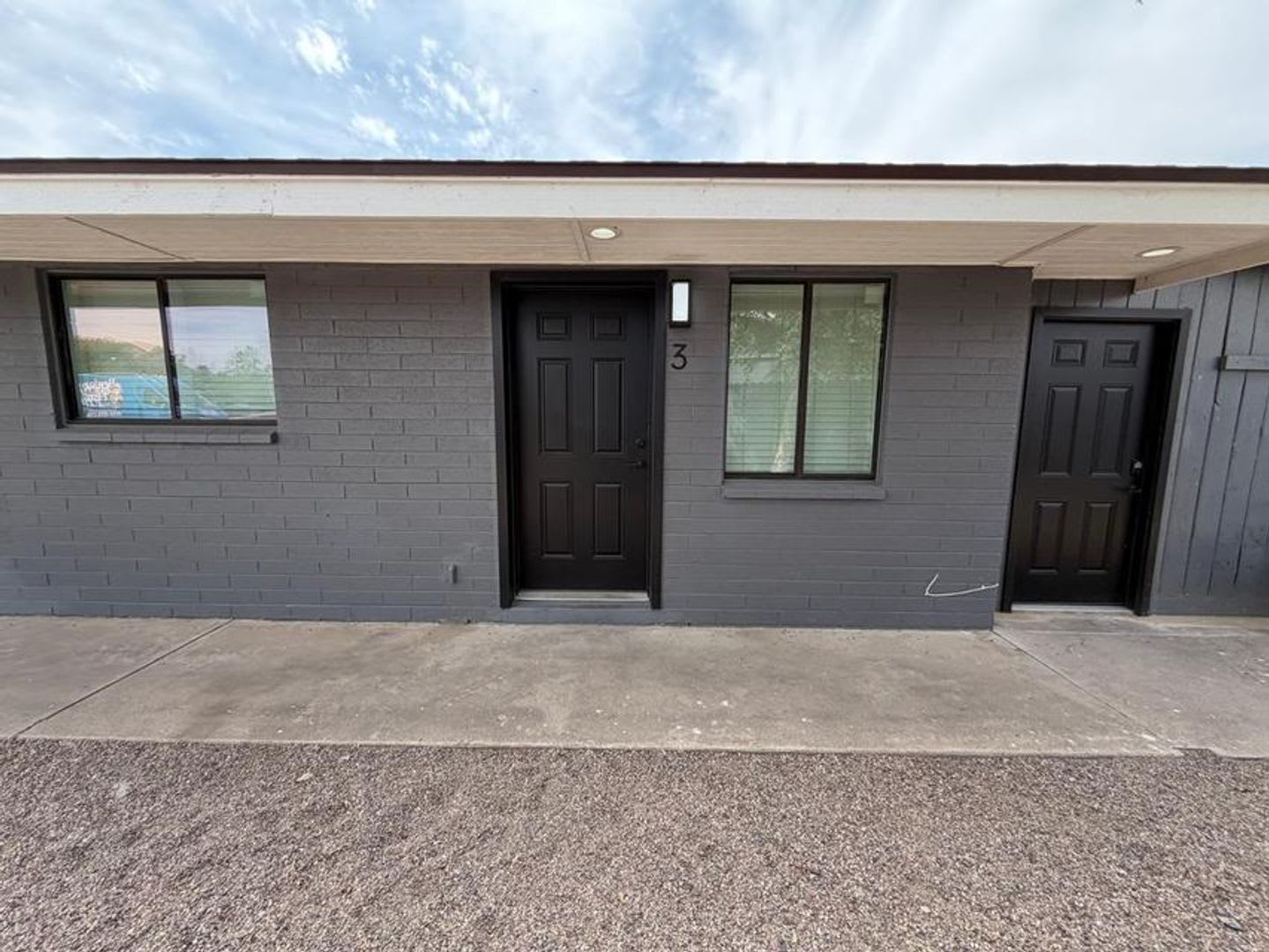 2 Bed 1 Bath Remodeled Unit in North Phoenix – photo 2