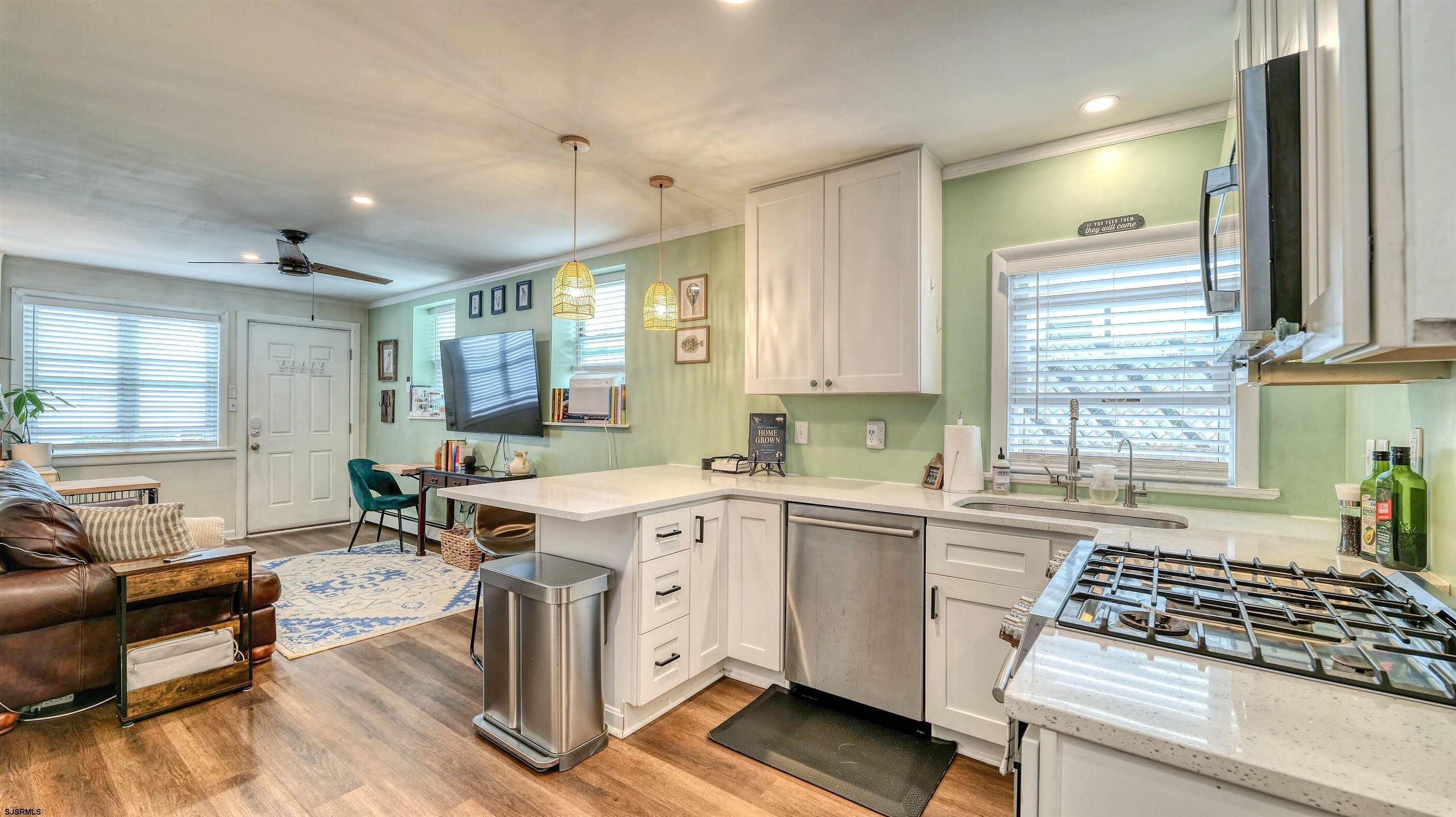 117 Newport Ct – photo 3