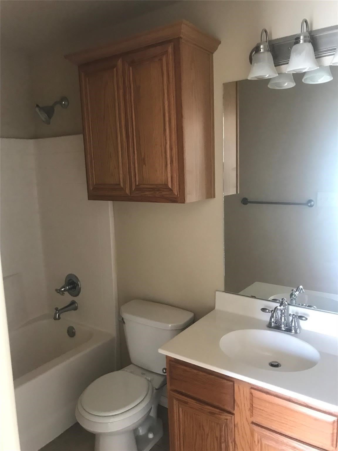 213 S Magnolia Street – photo 3
