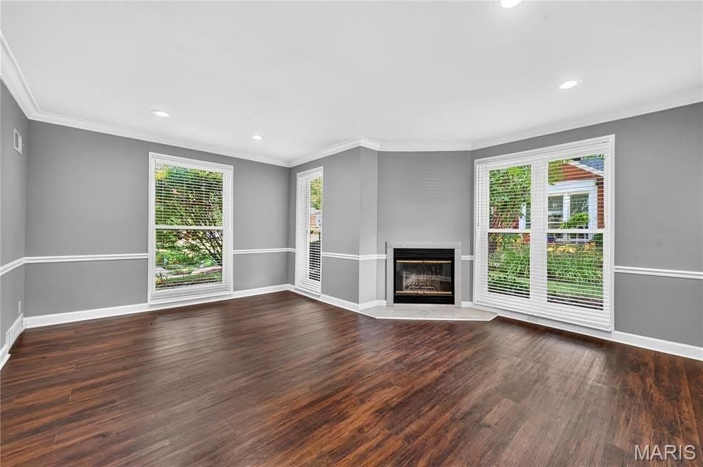 725 Berick Drive – photo 2