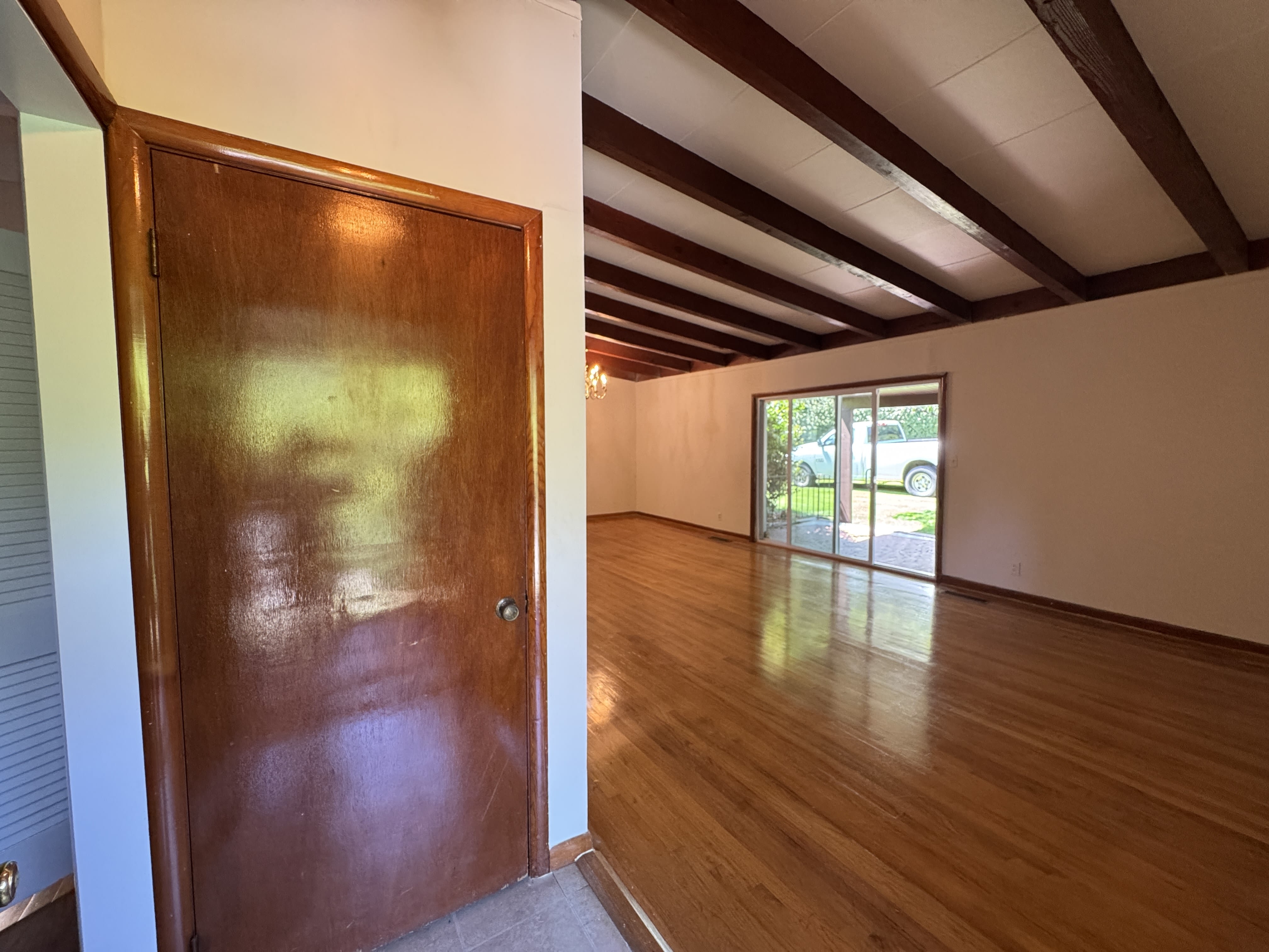 3930 Montclair Rd – photo 3