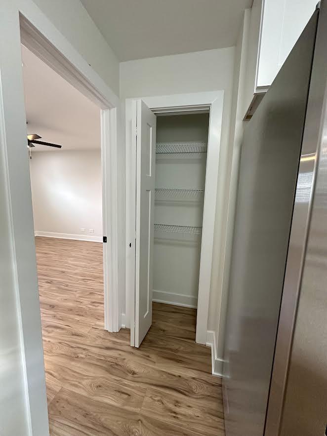 2822 Hamlin – photo 5