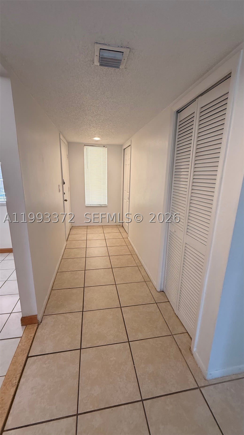 231 Lakeview Dr – photo 3