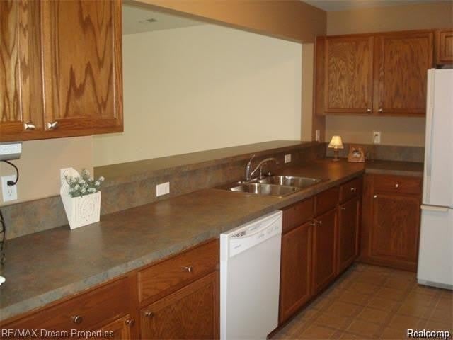 16872 Dover Drive – photo 4