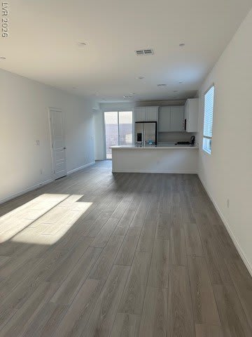 9733 Redwood Cascade Street – photo 1