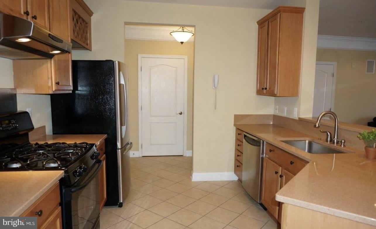 5801 CLIPPER LN #205 – photo 5