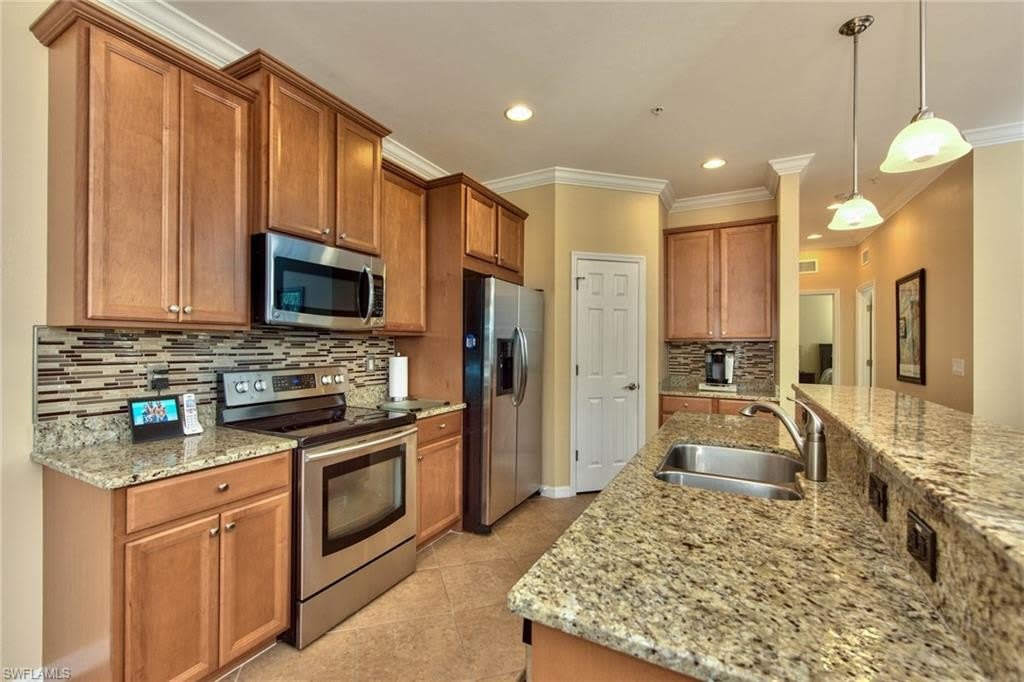 23430 Alamanda Dr – photo 3