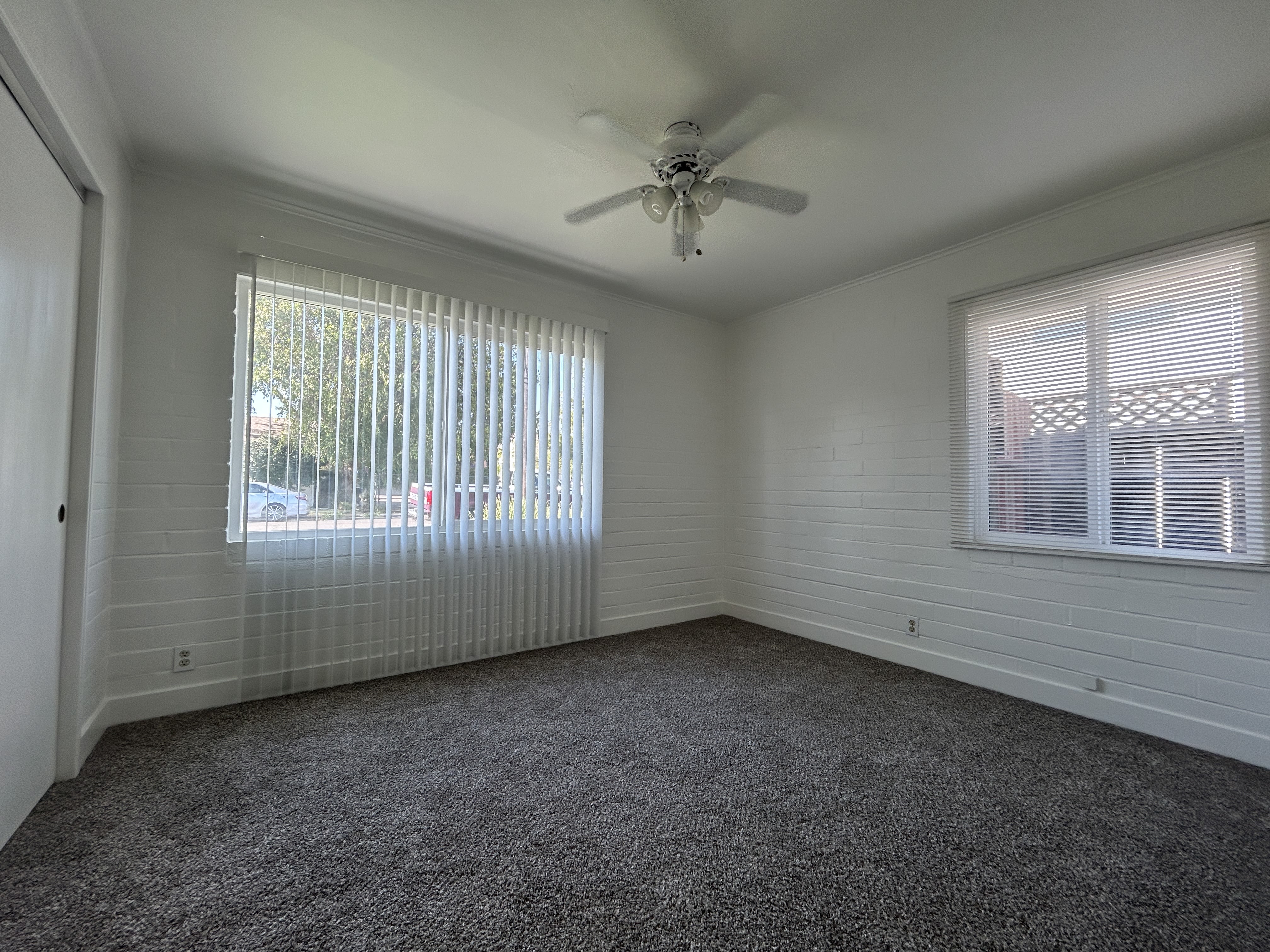 235 W Beverly Pl – photo 5
