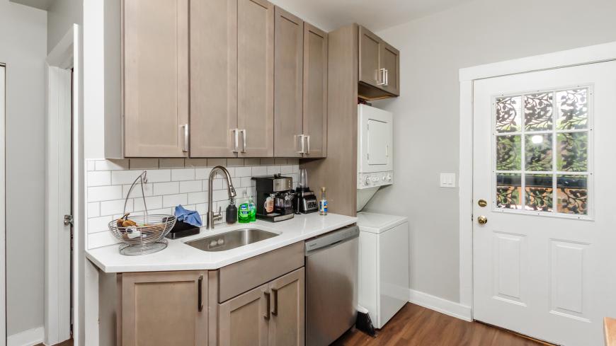 1633 Pierce – photo 3