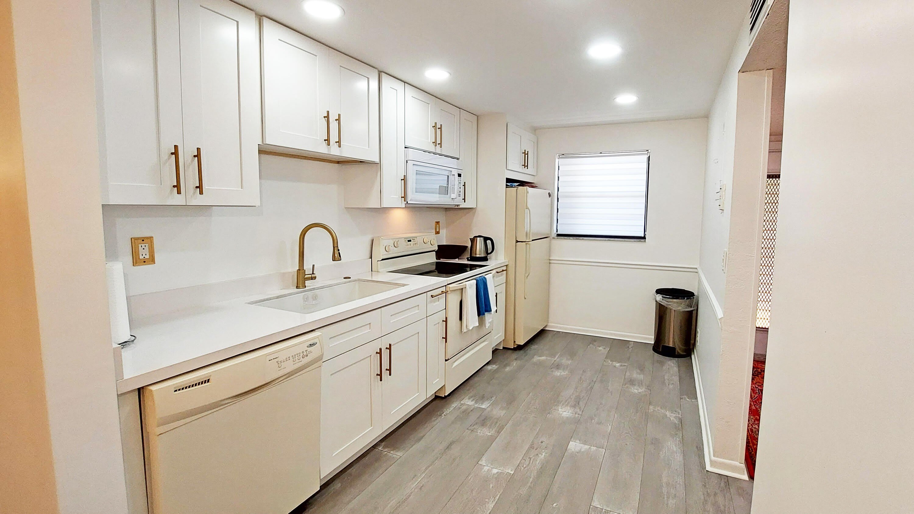 367 S Federal Highway – photo 3