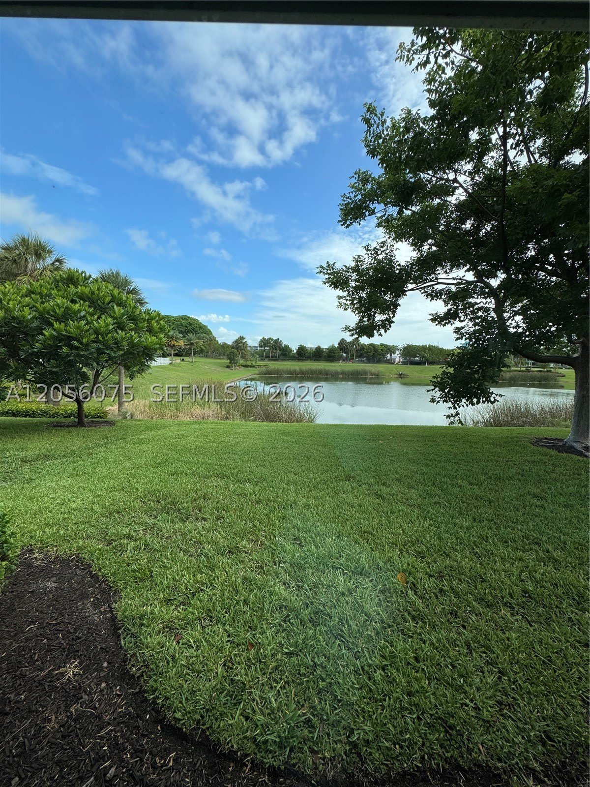 4729 Greenway Dr – photo 4
