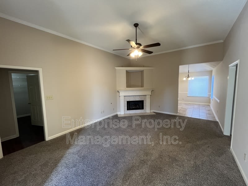 1330 Siskin Drive – photo 3