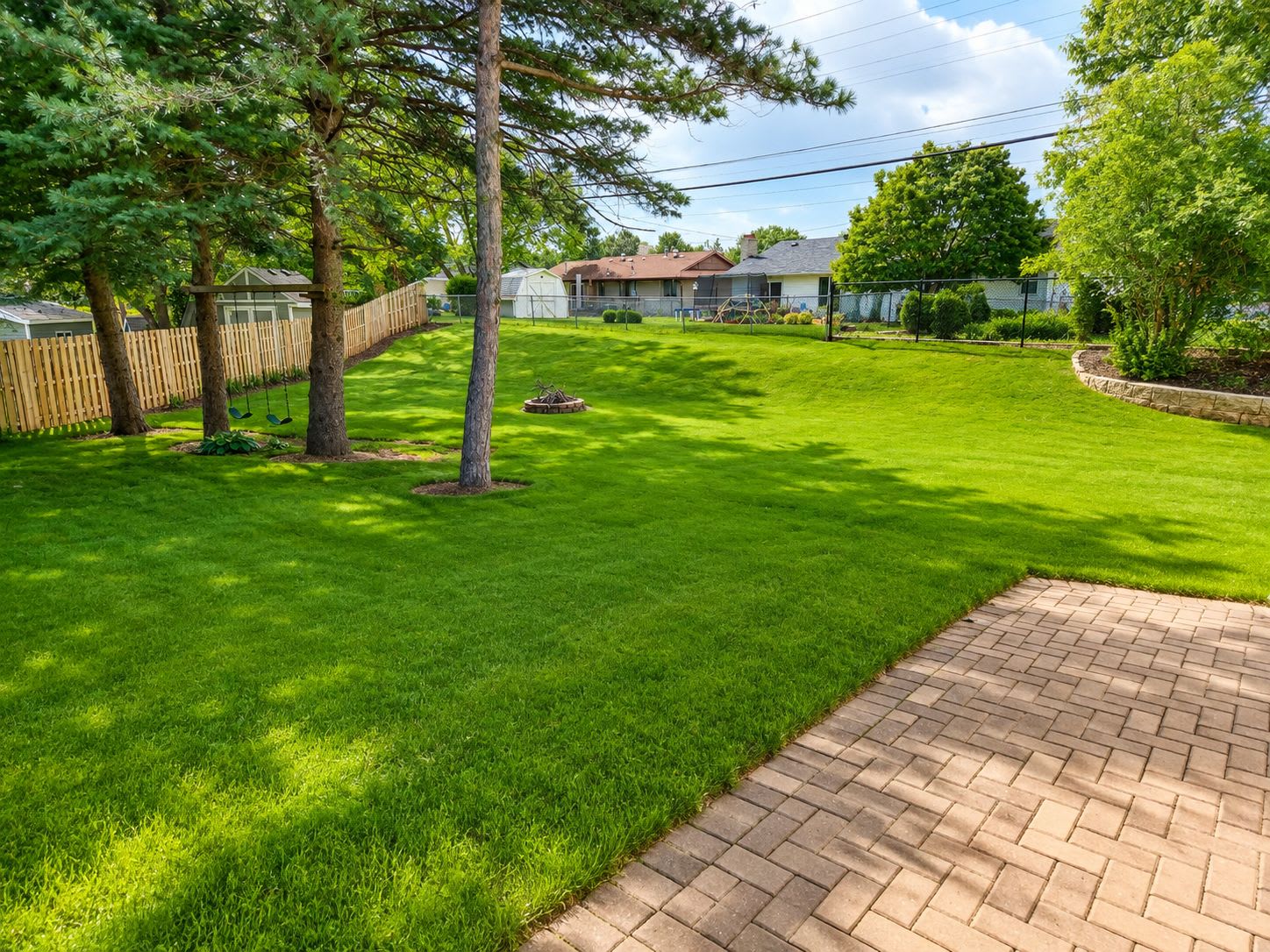 921 Oriole Dr – photo 3