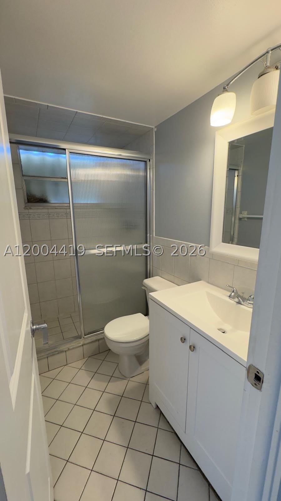 1421 NW 45th St – photo 3