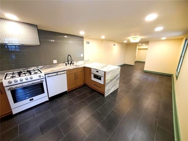 8017 SPRUCE Street – photo 1