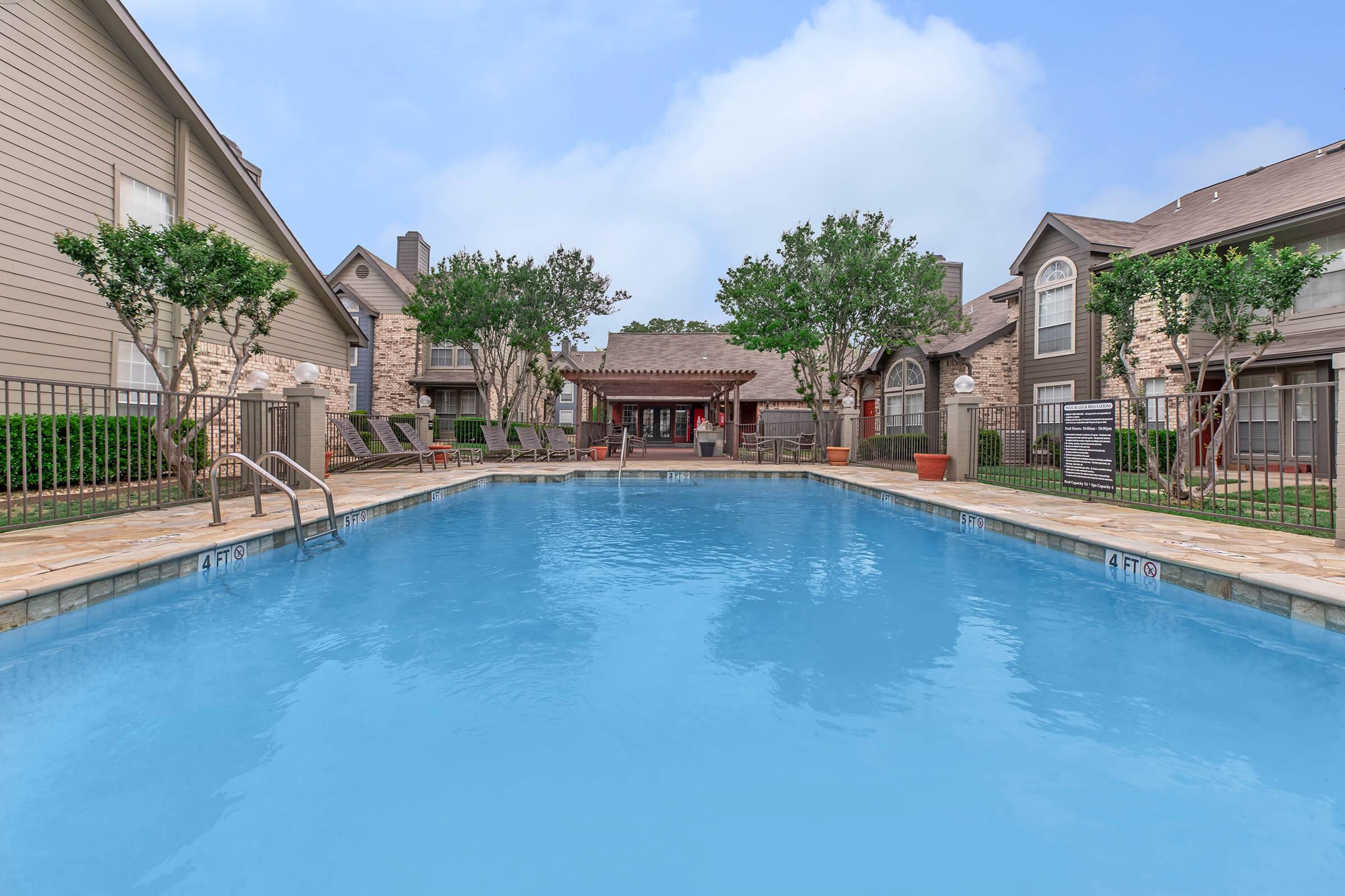 Plano Park Townhomes – photo 1