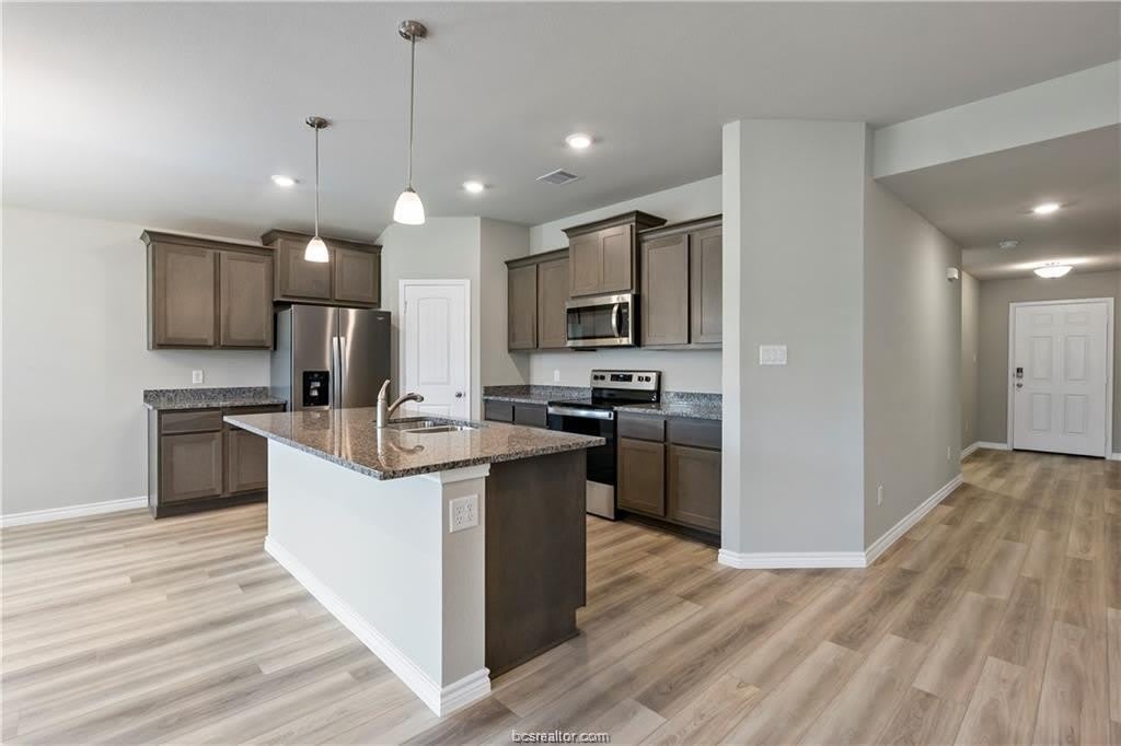 2119 Chief Street – photo 4