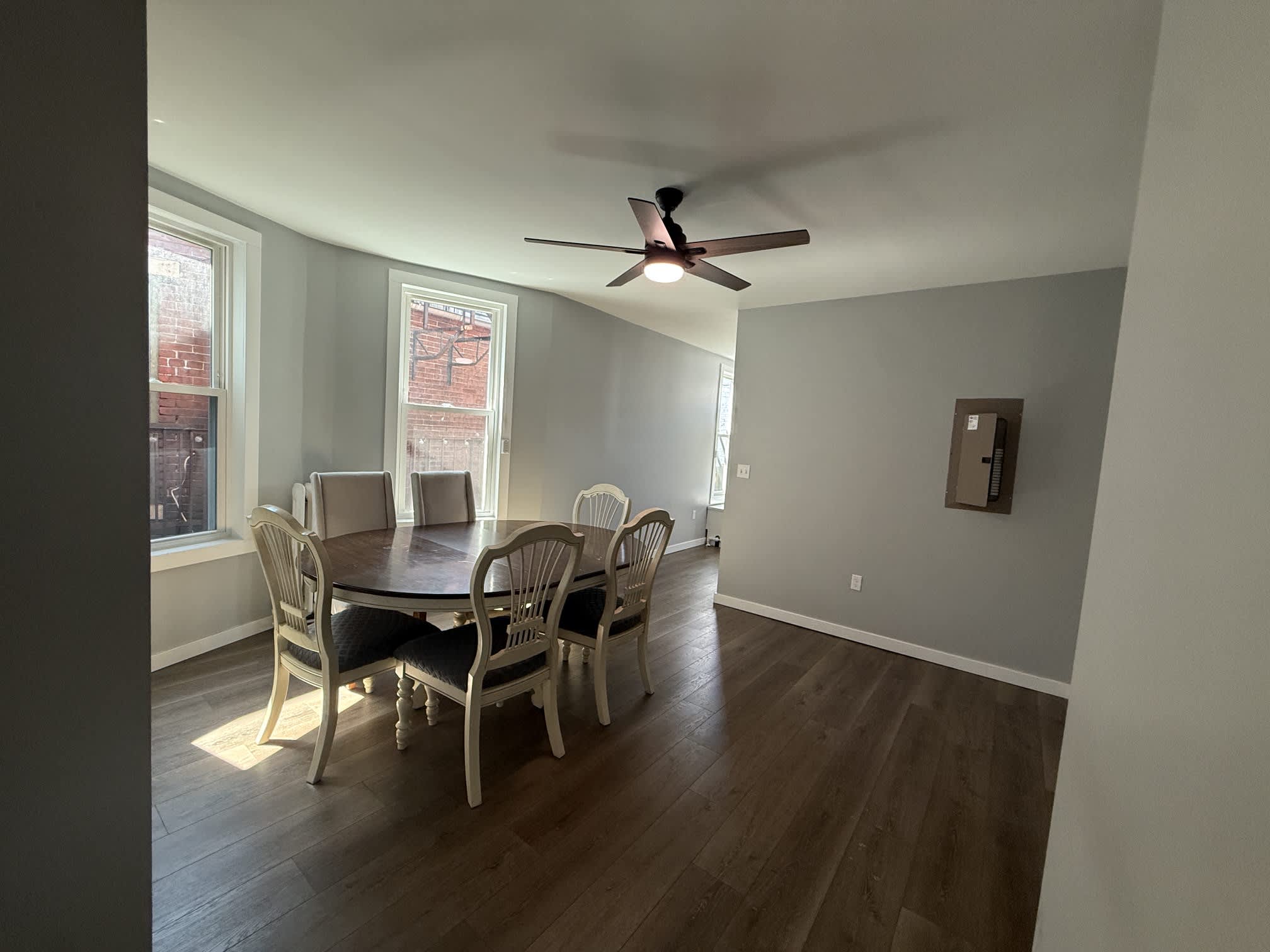 266 Forster Street – photo 4