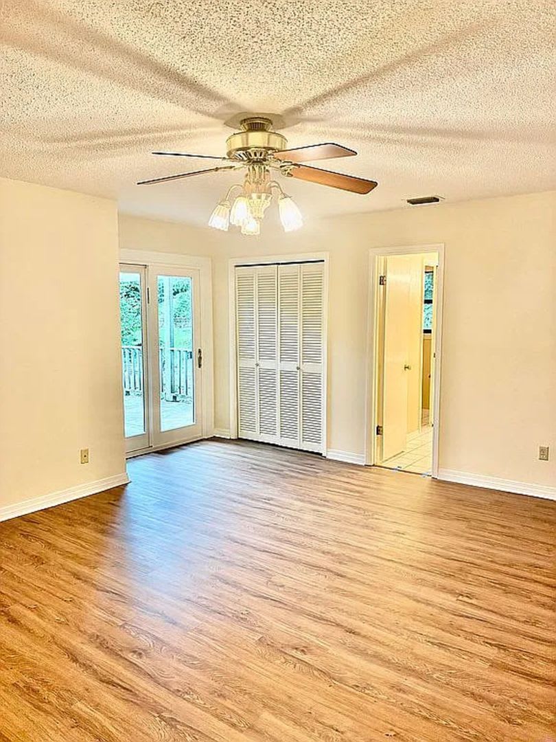 Charming 3BR House in Mobile – photo 5