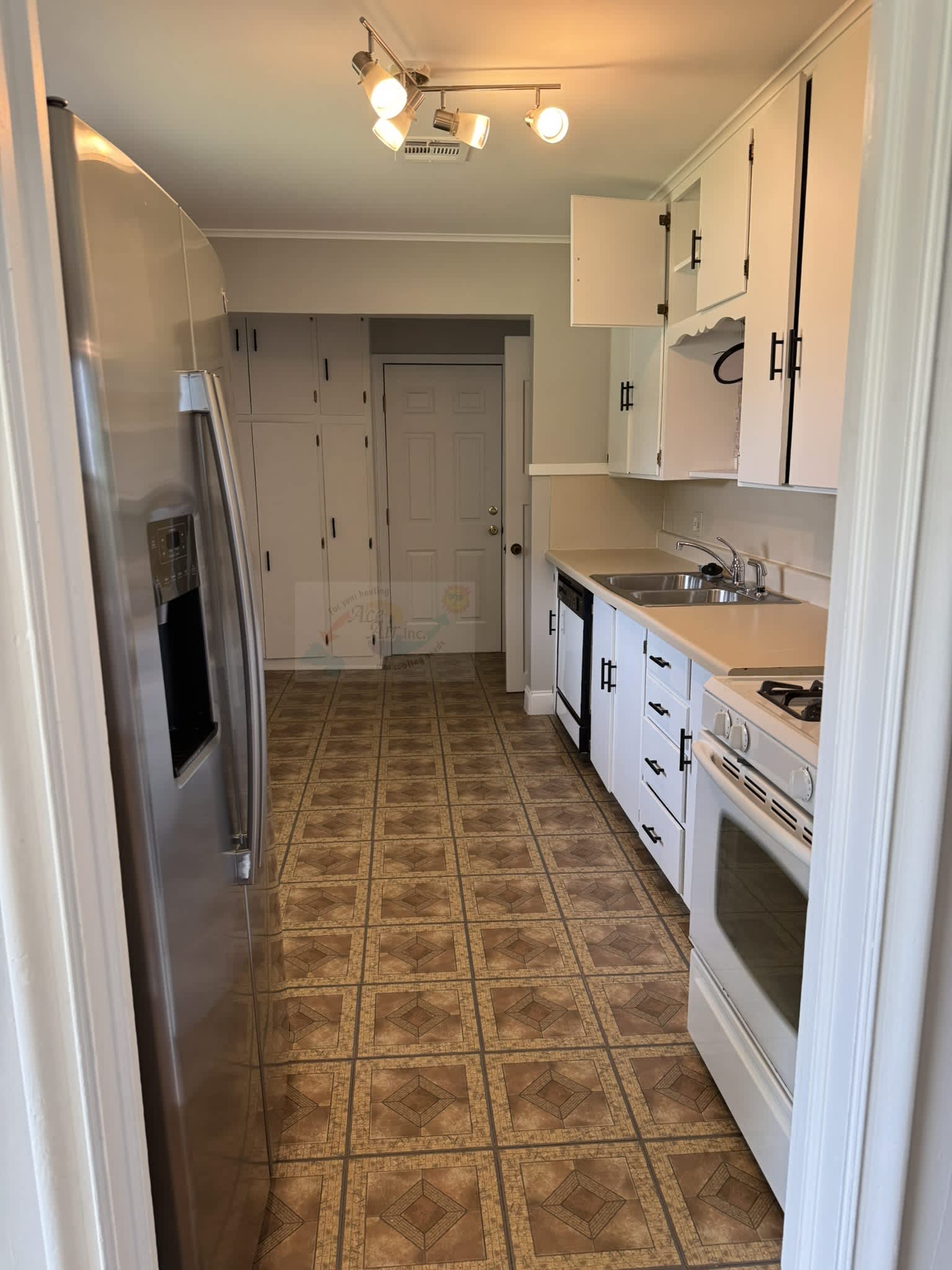 4736 East 5th Place – photo 5