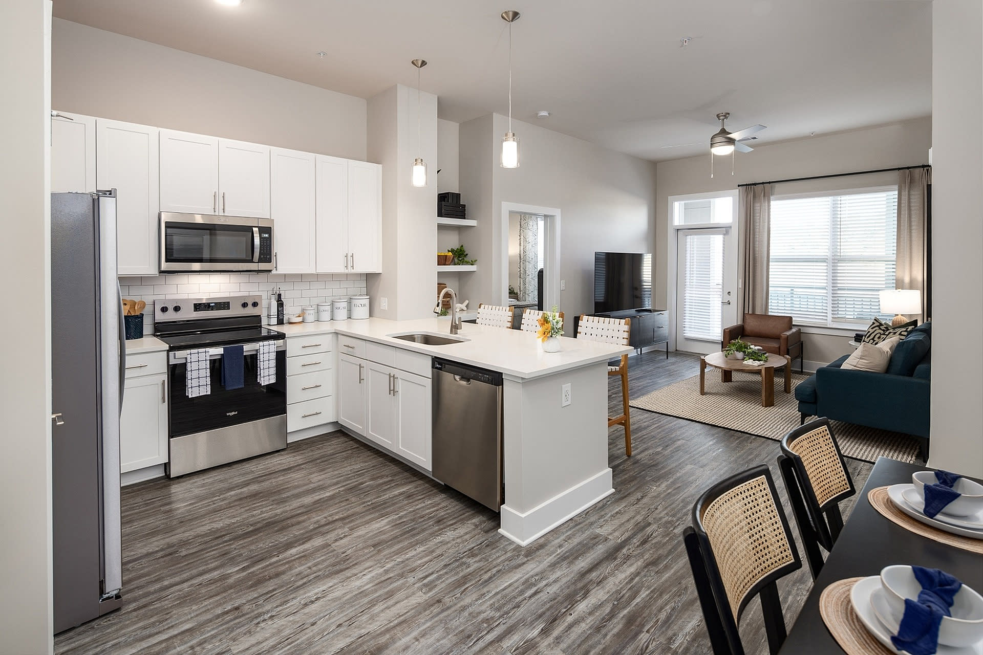 Abberly Royal Creek Apartment Homes – photo 1