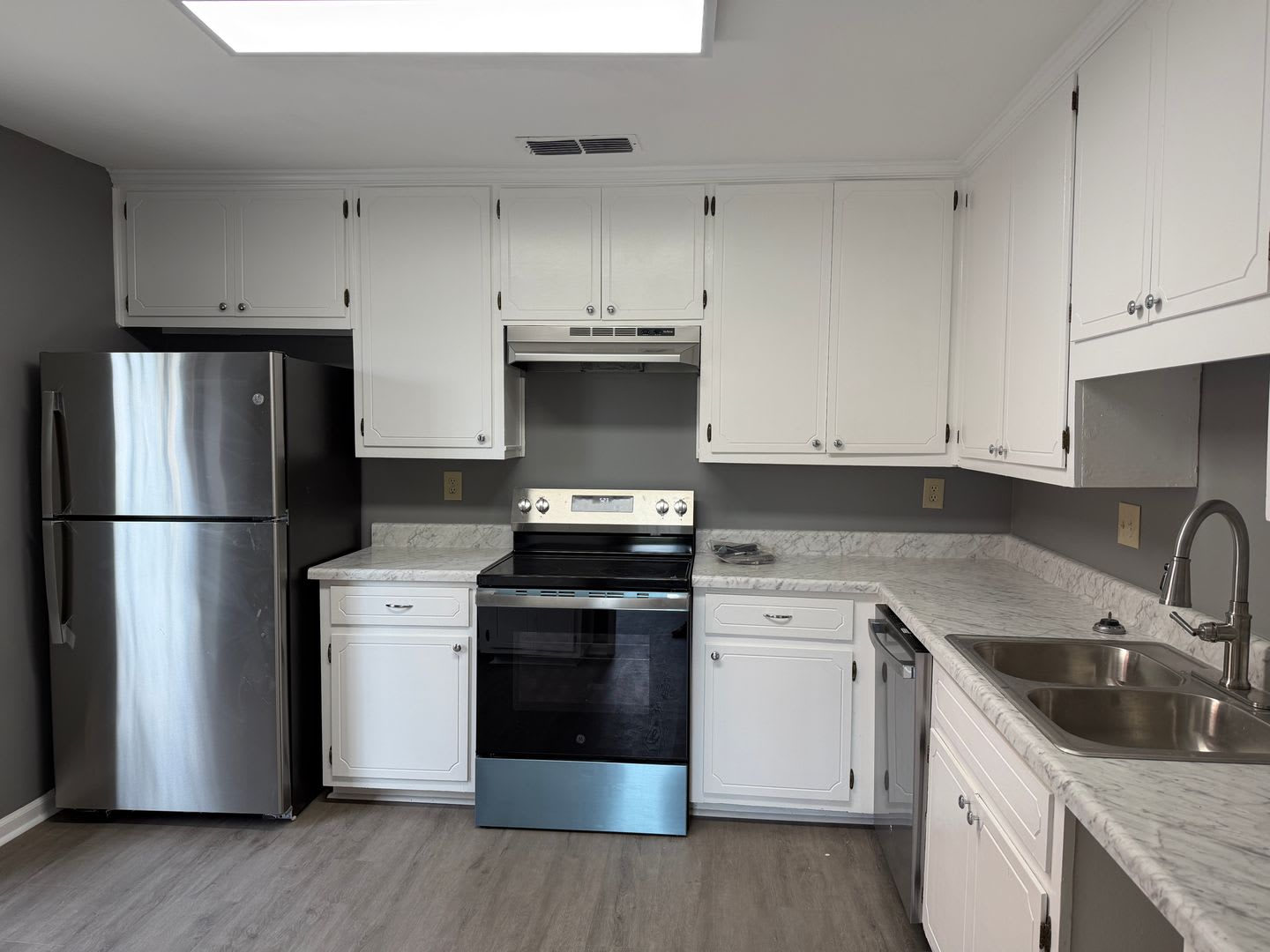 Newly Renovated Home – photo 1