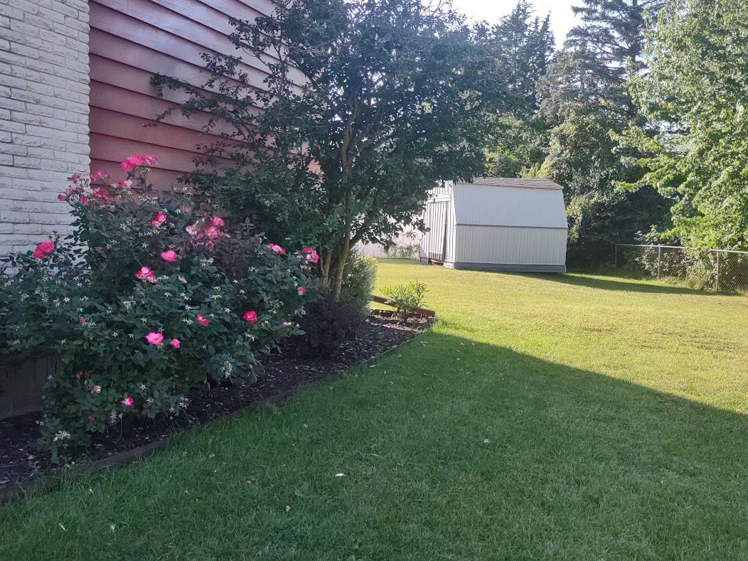 1945 Glenmoor Court Southeast – photo 2