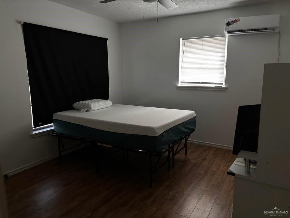 1121 W Mahl Street – photo 5
