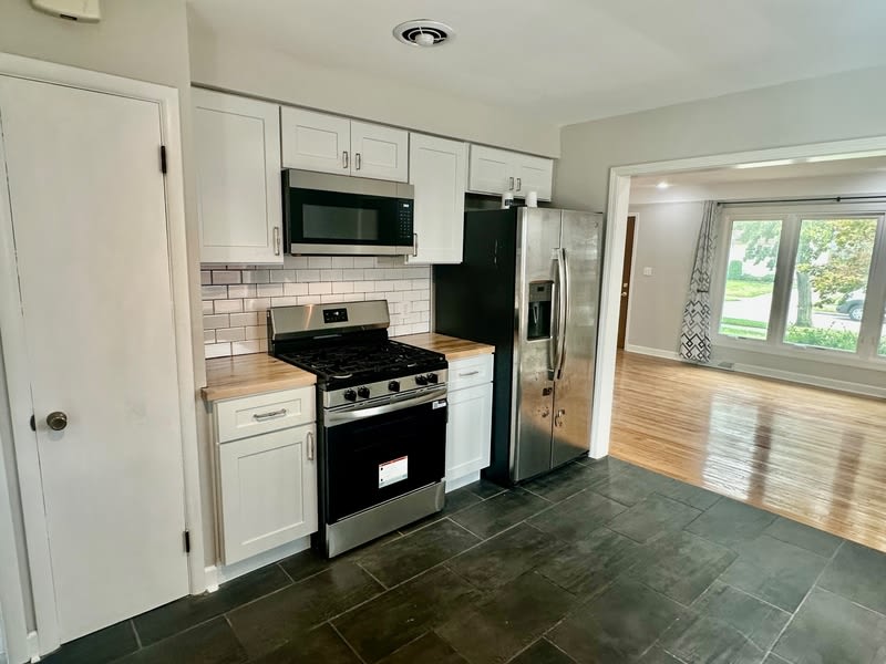 31005 Ronald Drive – photo 5