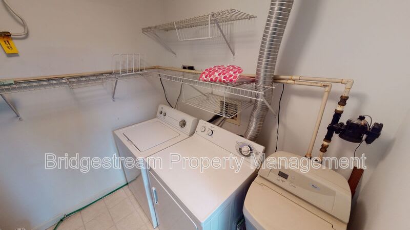 3049 Westminster Drive – photo 4