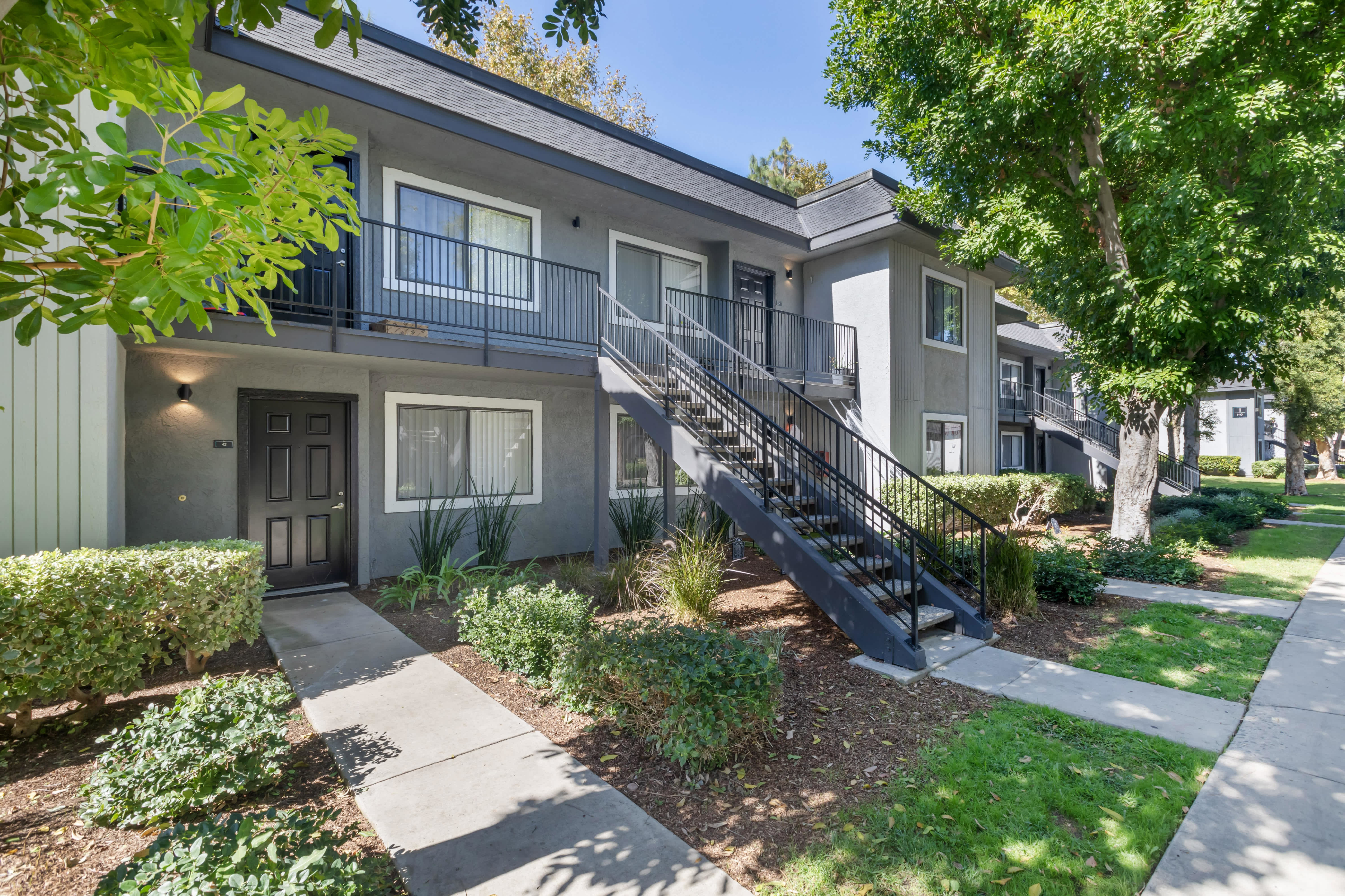 Riverwalk Landing Apartments – photo 2