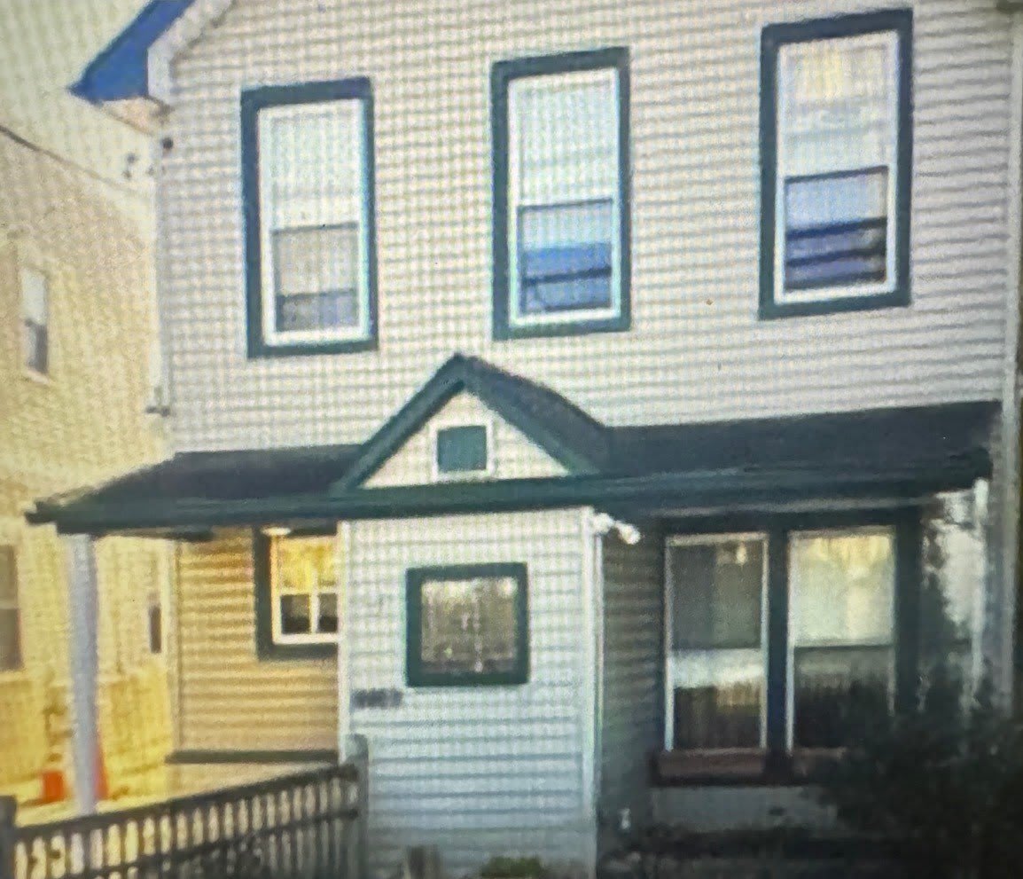 4310 victory blvd – photo 1
