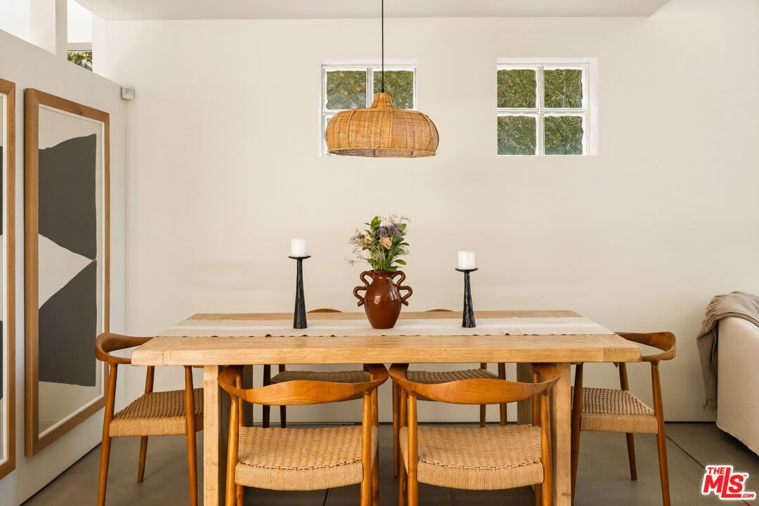 27 Paloma Ave – photo 2