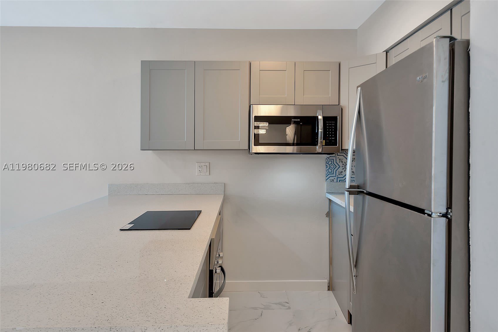 820 Sw 11Th Ave – photo 4
