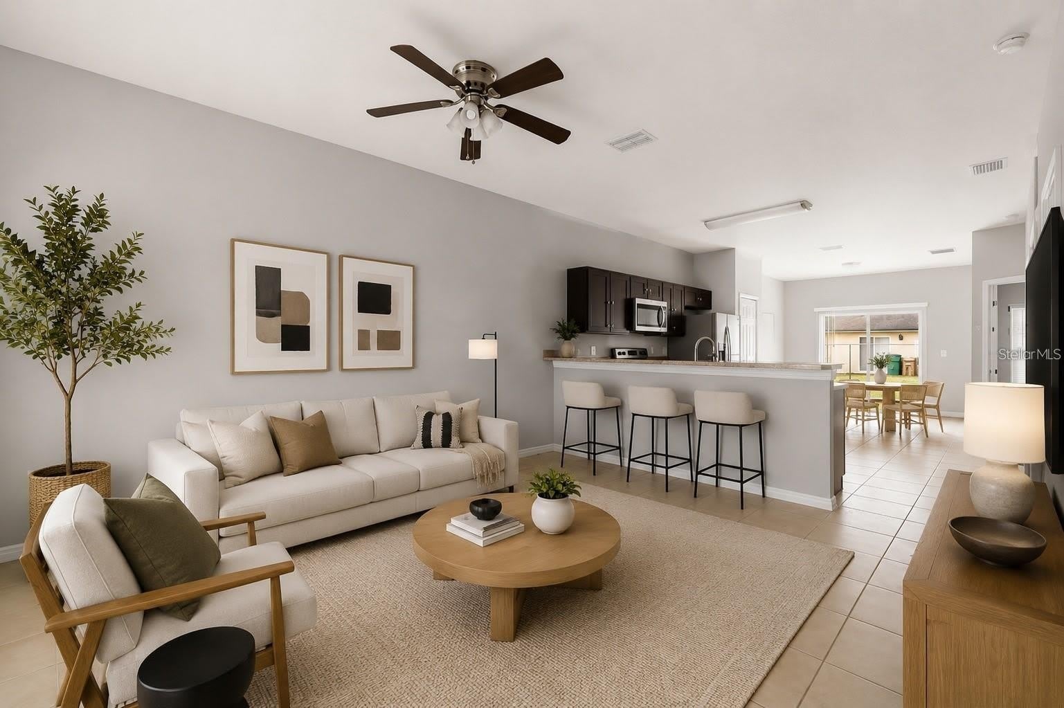 677 Royalty Court – photo 3