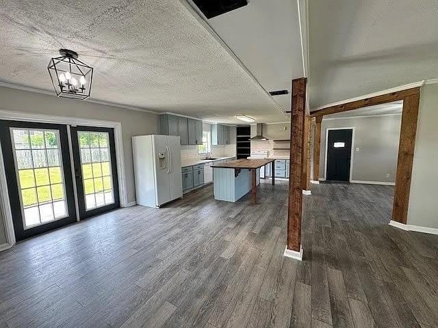 203 N Lake Drive – photo 5