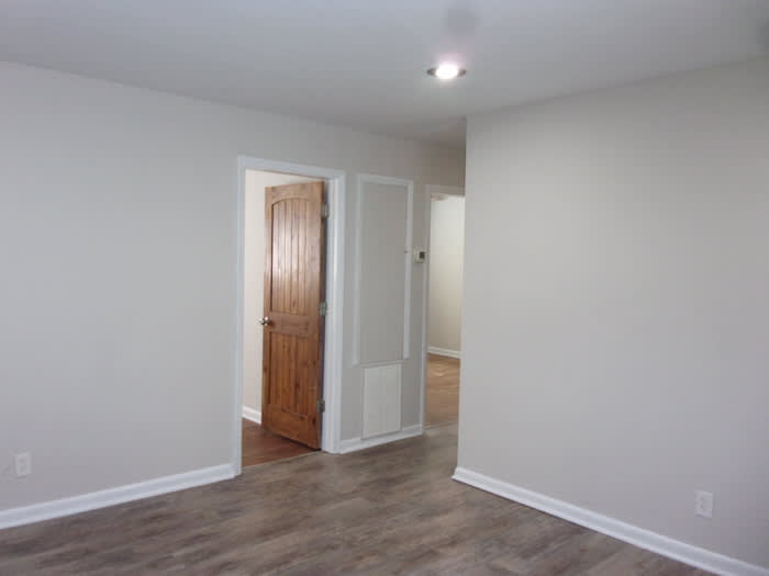 2313 Julia Avenue – photo 3