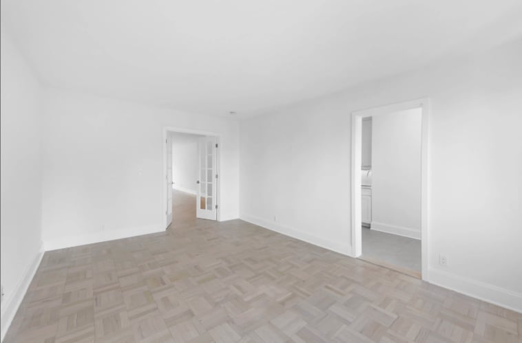 926 Park Ave – photo 5