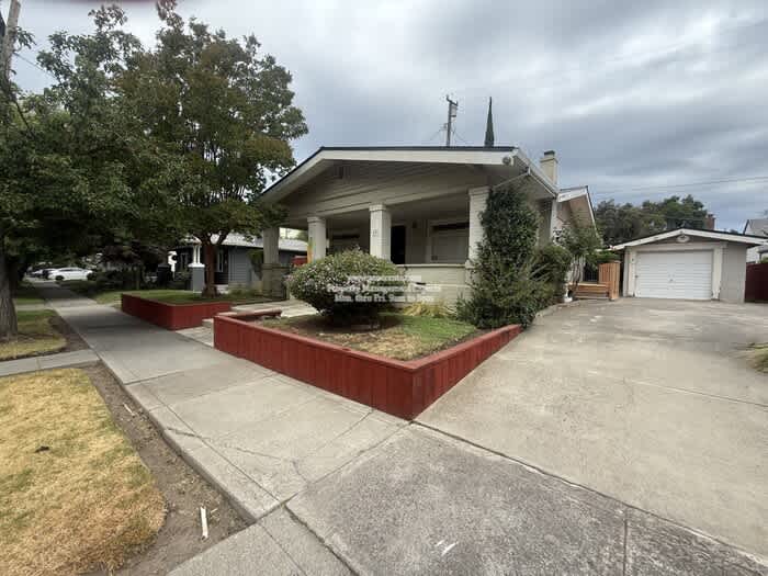 651 Bedford Road – photo 2