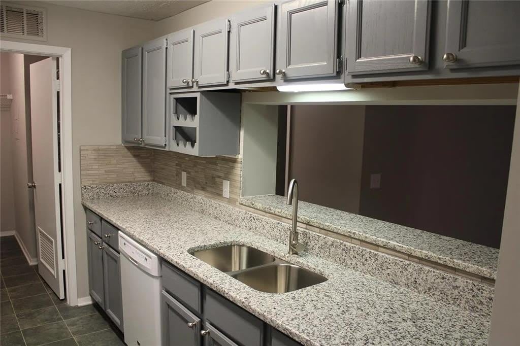 204 Warm Springs Circle – photo 4