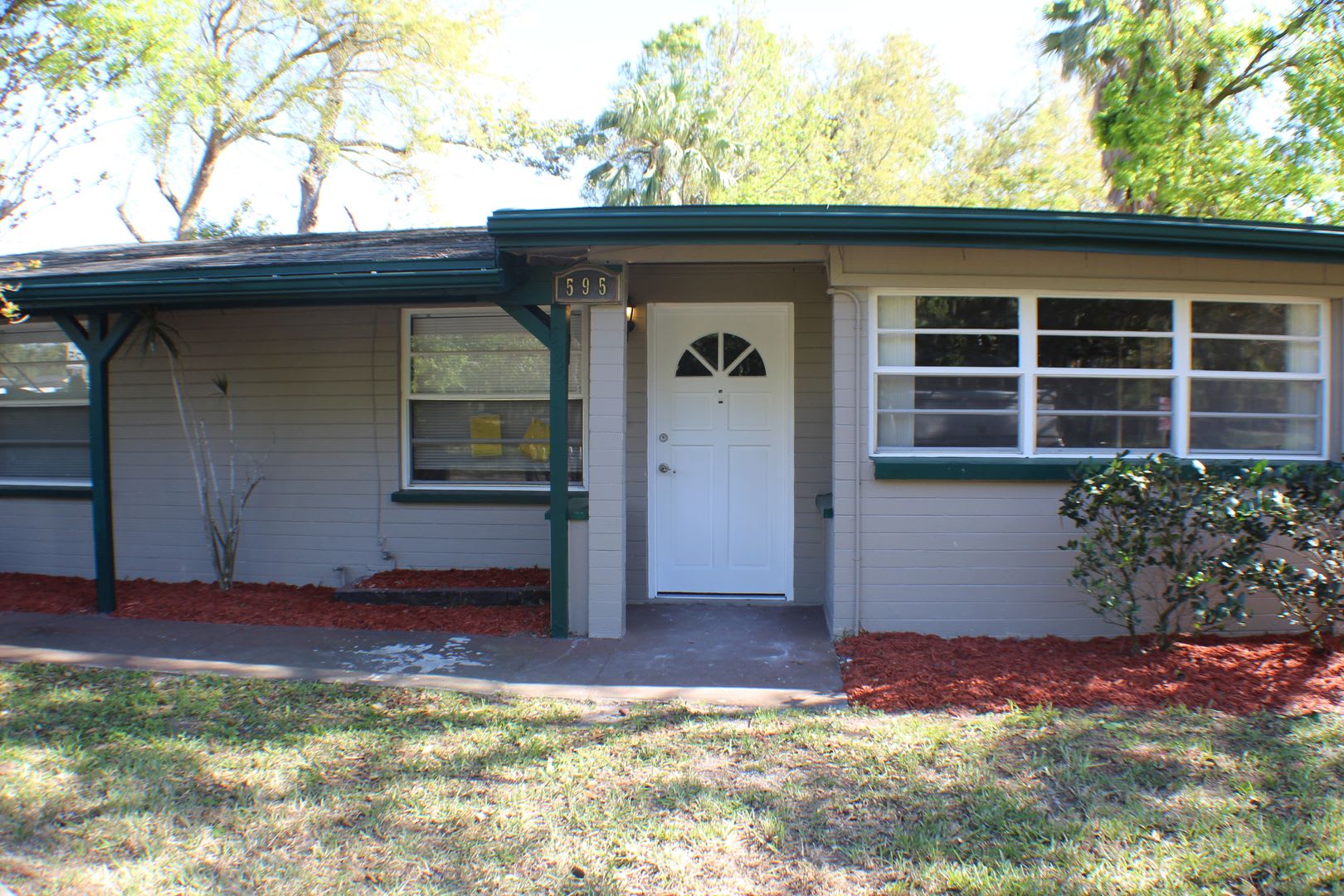 3 bed 2 bath house – photo 1