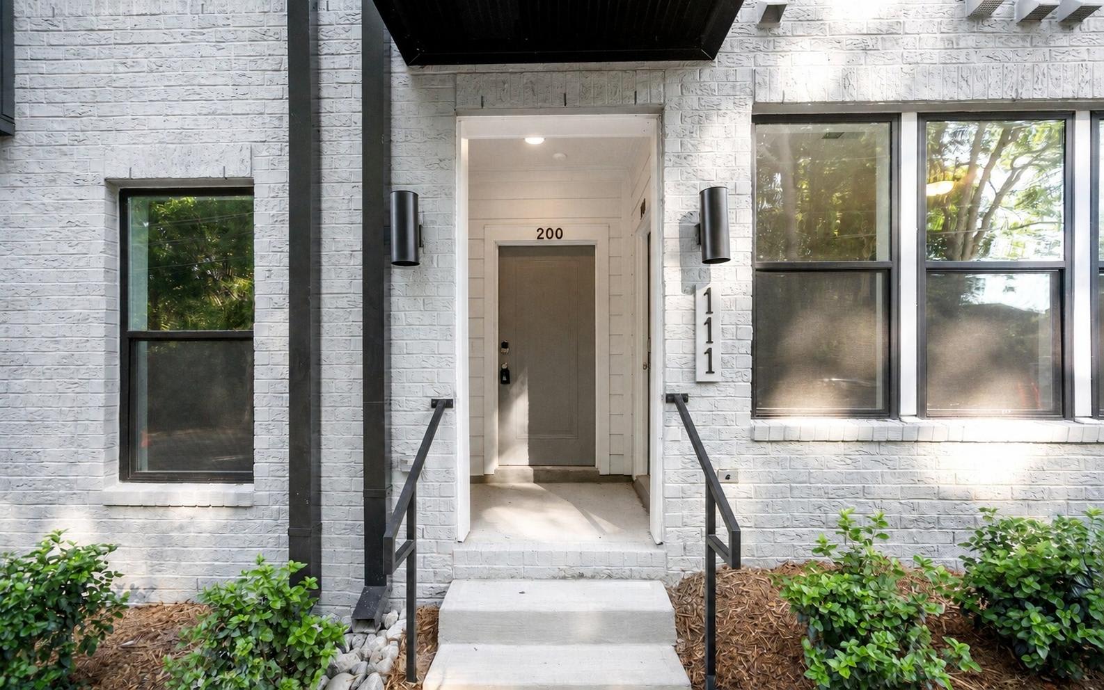 111 N Franklin St – photo 1