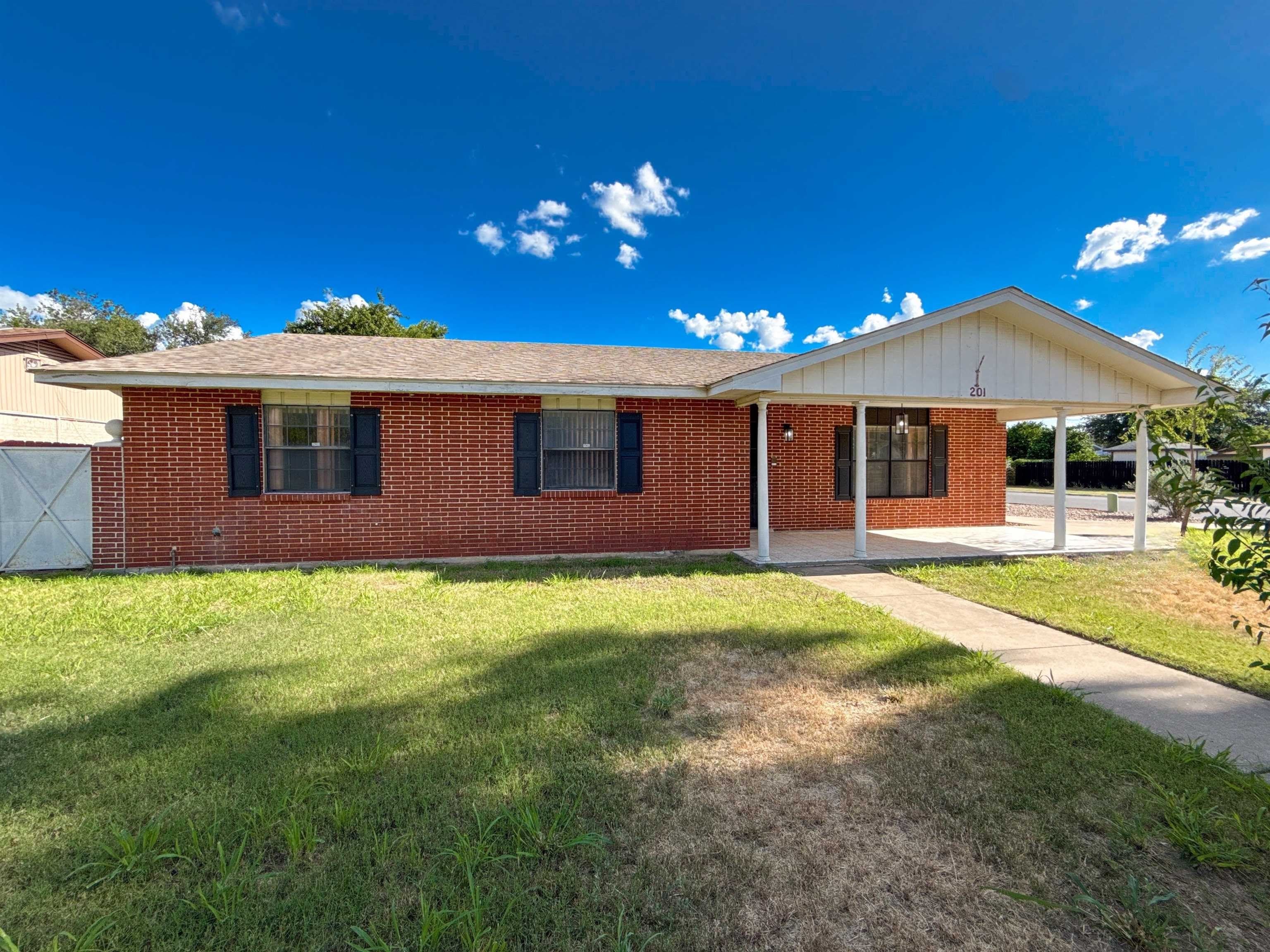 201 Gumwood Ln – photo 2